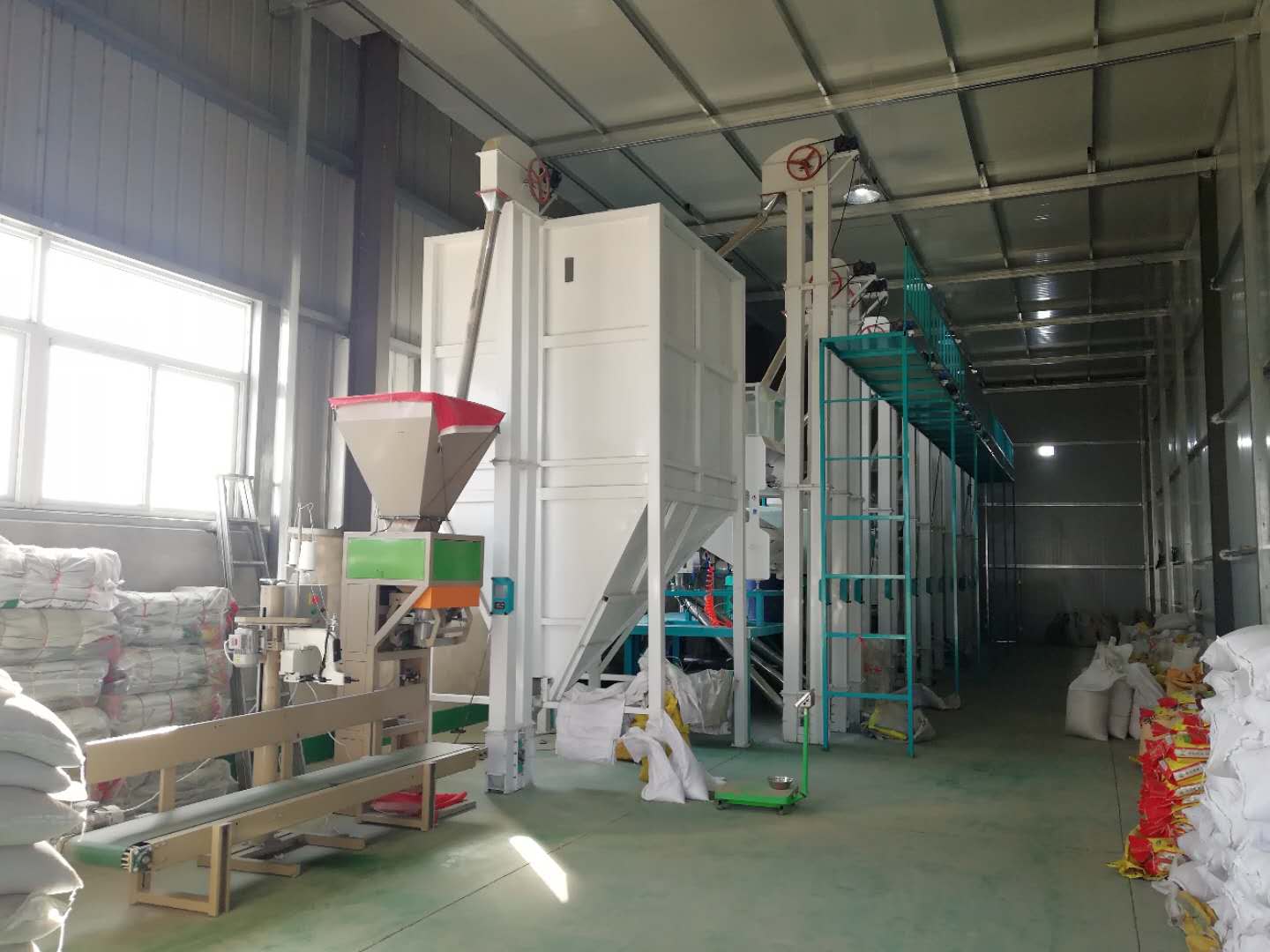 大型玉米加工設(shè)備的常見磨損(圖2) 玉米加工設(shè)備
